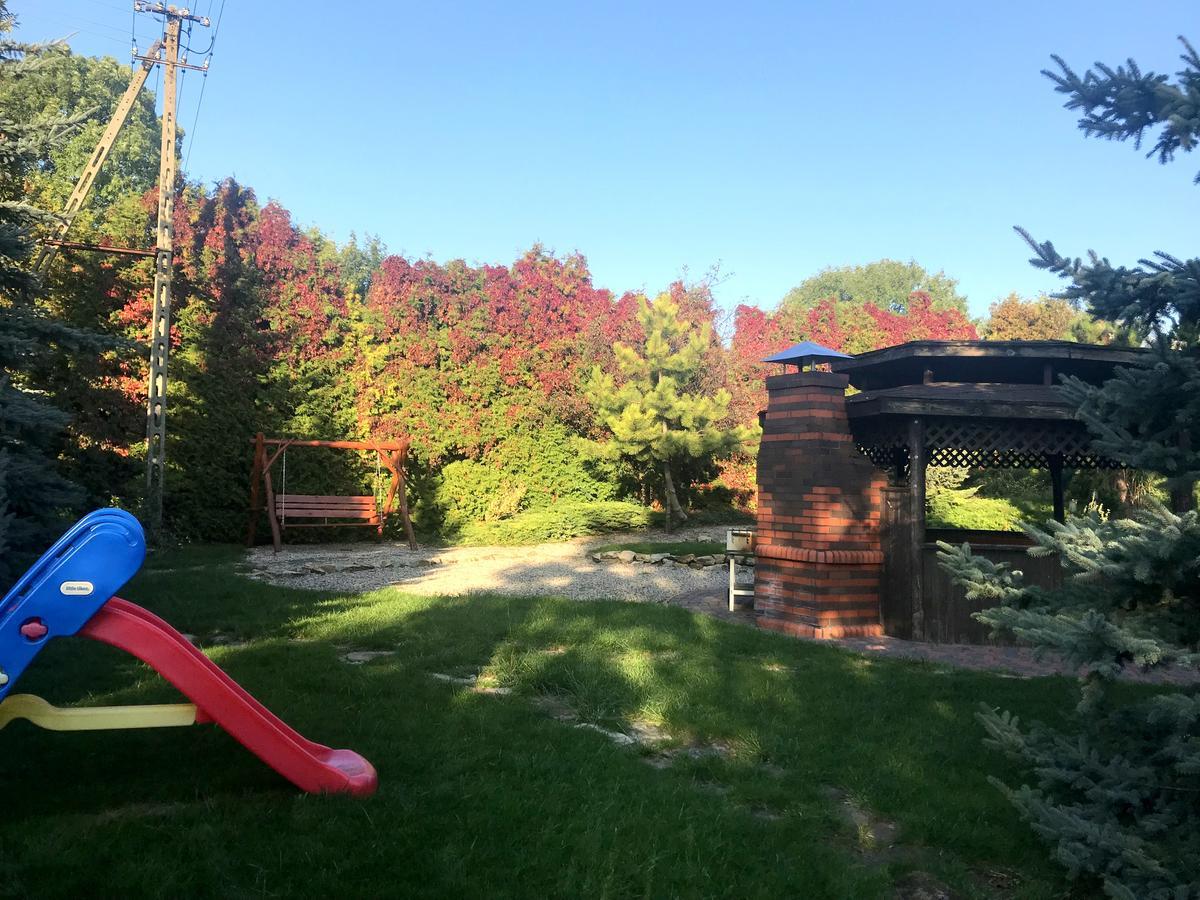 Zajazd Gosciniec Nowosiolki-Kolonia Exterior foto
